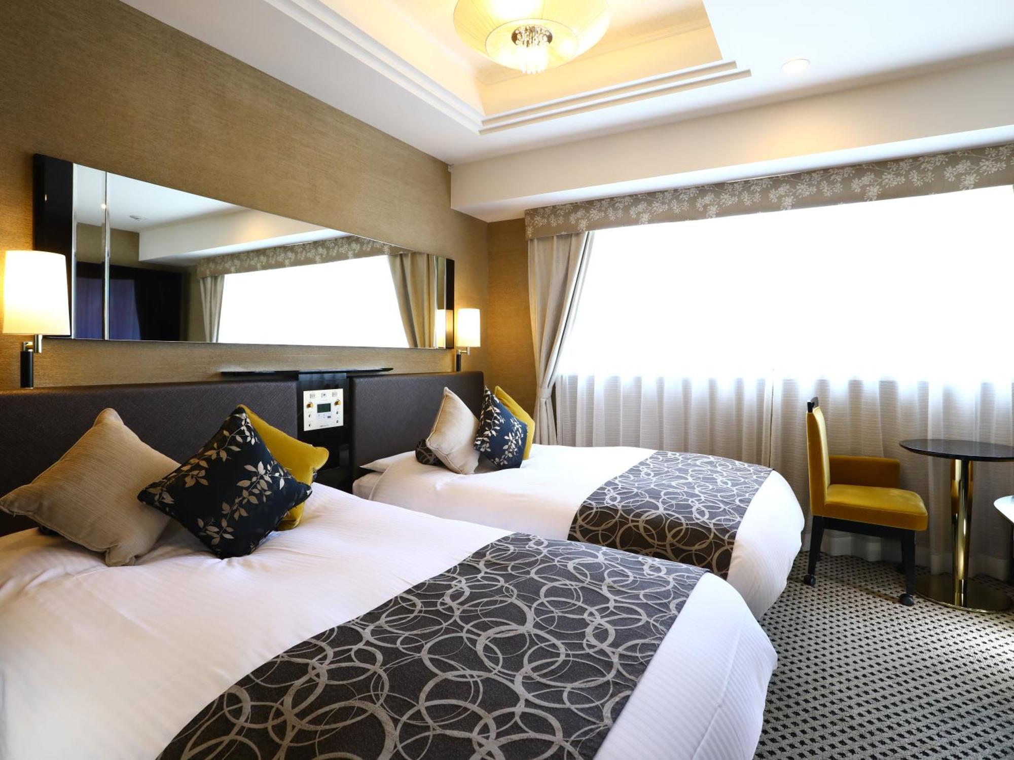 טוקיו Apa Hotel Iidabashi Ekimae מראה חיצוני תמונה